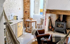 Casas Velhinhas - Apartº Aconchego E Apartº Calmaria